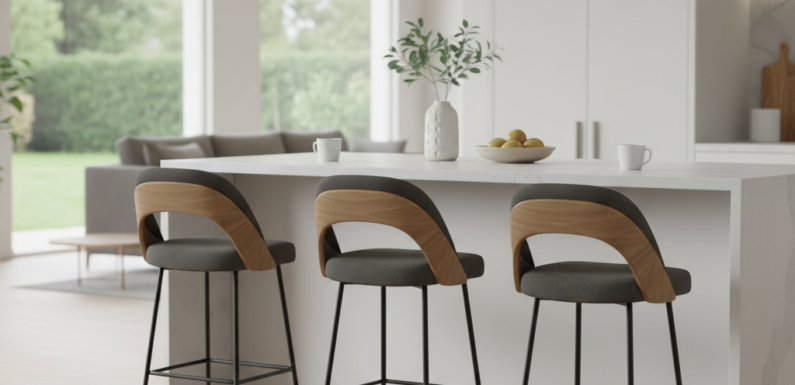 Find de Perfekte Barstole med Ryglæn til Dit Hjem